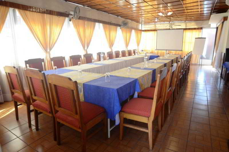 Ivotel Tananarive Extérieur photo